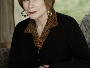 Shirley MacLaine after plastic surgery (22)
