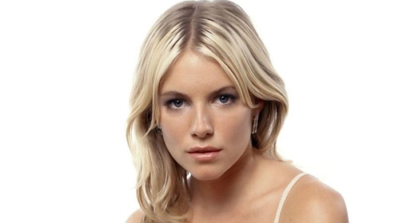 Sienna Miller plastic surgery