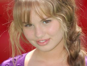 Debby Ryan plastic surgery (15)
