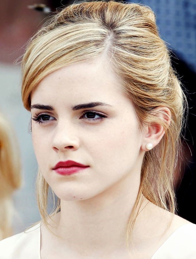 Emma Watson plastic surgery (38) .
