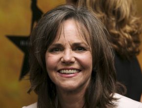 Sally Field plastic surgery (33)