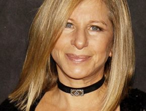 Barbra Streisand plastic surgery (19)