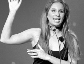 Barbra Streisand plastic surgery (7)