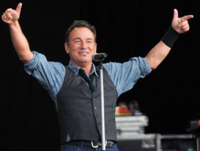 Bruce Springsteen plastic surgery (02)