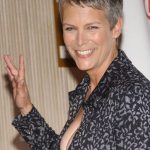 Jamie Lee Curtis plastic surgery (6)