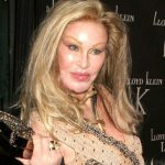 Jocelyn Wildenstein plastic surgery (15)