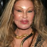 Jocelyn Wildenstein plastic surgery (30)