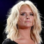 Miranda Lambert plastic surgery (45)