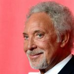 Tom Jones plastic surgery (36)