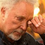 Tom Jones plastic surgery (4)