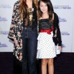 Noah and Miley Cyrus plastic surgery (14)