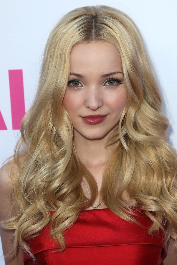 Dove Cameron plastic surgery (33) .