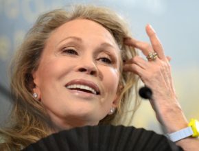 Faye Dunaway plastic surgery (16)