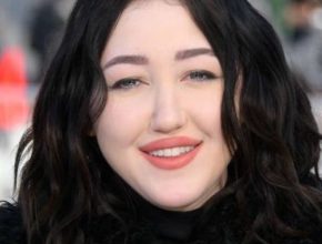 Noah Cyrus plastic surgery (22)